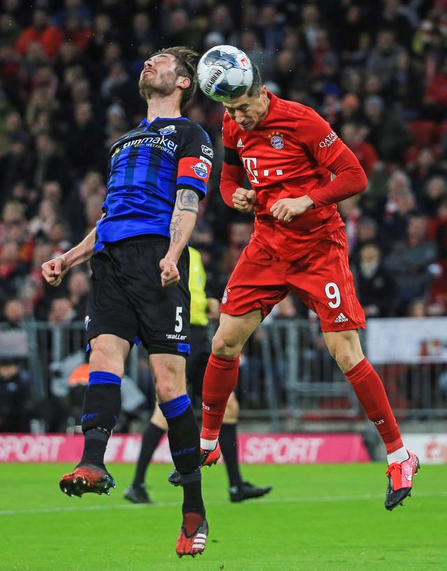 [高尔夫]高知特精英赛纳普59杆领先首轮 伯格尔亨利T2.